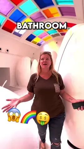 The famous “Egg Shaped” Bathroom😨🥚