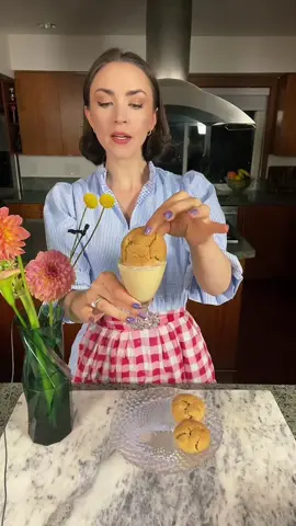 (Spiked) milk and cookies. #glutenfree #cookies #fyp #EasyRecipe #greenscreen