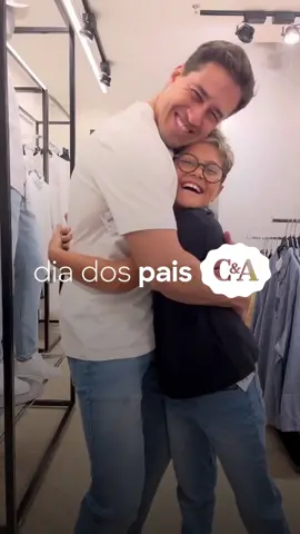 Parceria até no guarda-roupa? Dia dos Pais na C&A é assim! 💖 Presenteie quem você mais ama com peças incríveis e muito estilosas 😎 #DiaDosPaisCeA