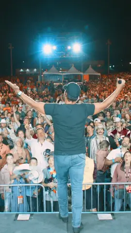 The #RaisedUpRight tour is rolling along! Who’s been to see us or coming to a show soon? #countrymusic #DailyRoutine #festival