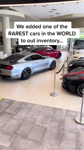 This is one of the few cars you see that ACTUALLY leaves you speechless… 😮 #astonmartin #vantage #exoticcars #luxurycars #rarecars