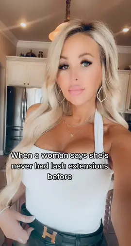 Let Bombshell help you with that 🤪 #lashartist #lashextensions #lashtok #lashes