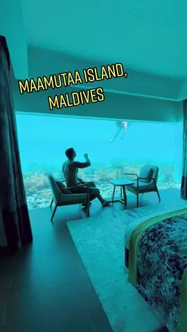 How amazing is this stay in Maamutaa Island, Maldives? 🧜‍♀️  📽: @pilotmadeleine@capitanomaurice
