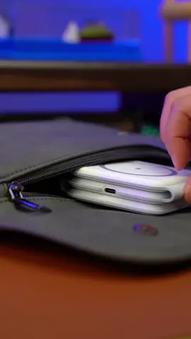 3 in 1 magnetic wireless charger 👆🏻 #magnetic #wireless #charger #iphone #airpods #applewatch #desksetup #shopeehaul #shopeefinds #techtok