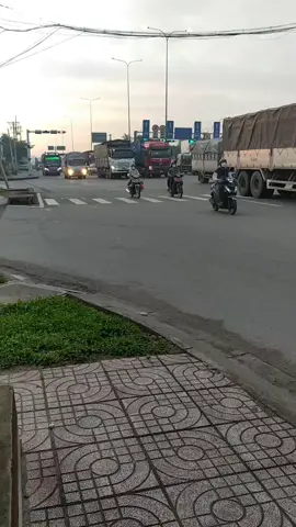 lia vậy được chưa anh @☆ ☆Shin Đình Kha ☆ ☆ ☆ 😂😂😂#xekhach77 #xekhachvietnam