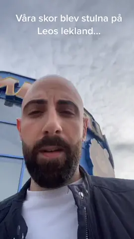 Bland det sjukaste som någonsin hänt mig. #leoslekland #stjäla #stolen #skor #shoes #baxa #sjukt #fyp #fy #fyo #foryoupage #foryou #irritation #angry #messedup #kids #funland