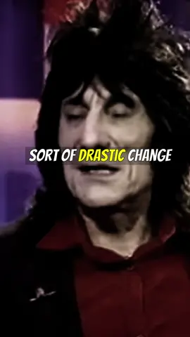Ronnie Wood on why Keith Richards looks 200 years old…  #pedalpawn #johnmayer #jimihendrix #stevierayvaughan #blues #bluesmusic #viral #stratocaster #guitarpedal #distortion #amp #amplifier #marshall #fender #gibson #fyp #ericjohnson #guitarist #guitar #davidgilmour #pinkfloyd #guitar #guitartok #albertking #bbking #ericclapton #guitarpedals #joebonamassa #vanhalen #santana #lespaul #guitaristsoftiktok #keithrichards #petetownshend #thewho #rollingstone #therollingstones #srv #ronniewood #jonathanross