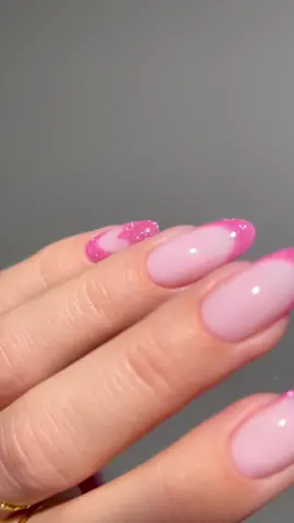 💖✨ Barbie gorrrl vibes #DIY #pink  #nails #nailart #nailsoftiktok