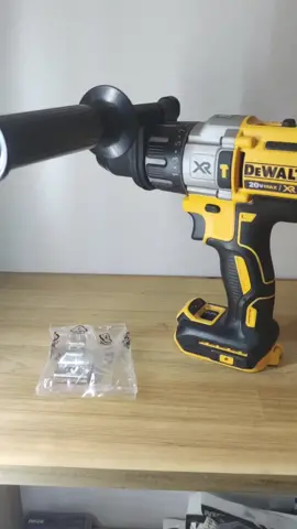 DCD996 Taladro Percutor, Mandril 1/2