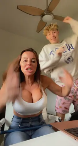 @mackenzie sol  is back 🤦🏻‍♀️ #fyp #foryou #prank #foryoupage #MomsofTikTok #momtok #momandson #funny #comedy
