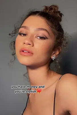 Zendaya ❤️‍🔥❤️‍🔥❤️‍🔥 casual outfits ✨️😨 #pyf #fyp #outfit #zendaya