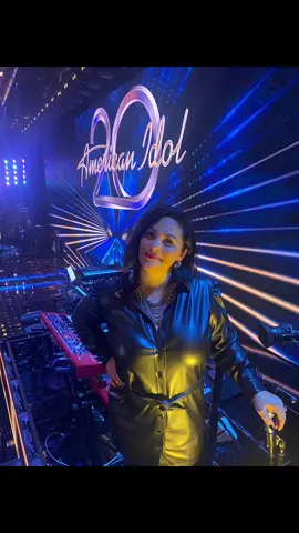 SLAAAAYYYY 😜 #thebartonfam #slay #americanidol #thebartonfam