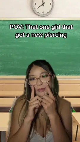 Bet ya feel cool 😎 #asmr #asmrpov #asmrroleplay #asmrfunny #relatable #thatonegirlatschool #fyp  #greenscreen