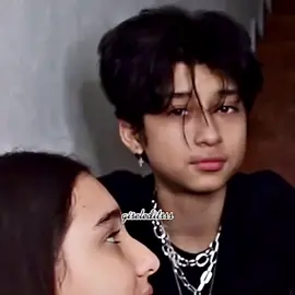 ok, pero se han fijado como JuanPablo mira a Ximena? #juanbby #gibby #juanpablo #parati