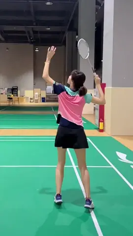 Overhead lob #badminton #badmintonlove #badmintonlover #badmintonlovers #badmintontiktok #badmintontraining #badmintonplay #badmintonfun