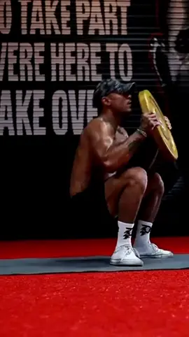 Full body workout. Credit: Michael Vazquez. #explosivetraining #muscletraining #bodyweighttraining #fitnessmotivation #workoutmotivation