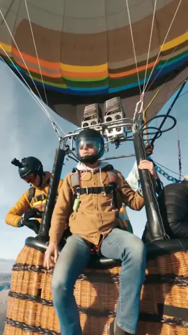 🤩🪂🤘🏻 Enjoy with @skydiving_official✅  . . . ⠀⠀⠀⠀⠀ . . ⠀⠀⠀⠀⠀⠀⠀⠀  ⠀⠀⠀⠀⠀⠀⠀⠀⠀ Posted• @hayesmajerus A beautiful morning for a hot air balloon jump this week with the homies 🤘🏼 Captured by the wizard @ianjesr 🎥 Thanks for the ride up! @slcfloater
