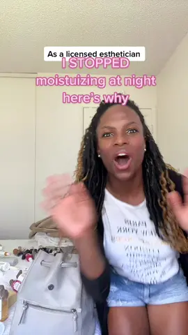Ive been experimenting with this idea for the last week now and I think I’ll be sticking with it on the days I use my active treatments. Using those Im wanting to cause change in my skin and if im moistuizing and sealing all that in, Im stopping the exfoliating effect im trying to get. Before I use any serums I always use a specific rosewater toner so my skin feels hydrated before my actives & I wake up glowing! #glowyskin #skincarepro #blackwomenskin #skincareforblackwomen #exfoliationhacks #exfoliationtip #blackprofessionals #fy #fyp #skincareroutine #skincareroutinetips #skincaretipsforyou
