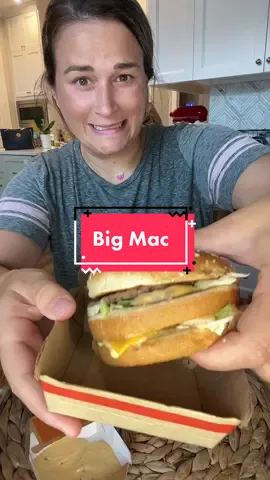 Big Mac time 🍔 @mcdonalds #bigmac #burger #lunchtime #mukbang