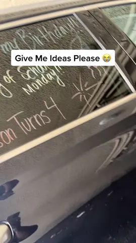 Give me ideas guys , he’s a little sensitive to noise so I can’t put “HONK” because he will freak out that everyone is honking at us 😭 #birthdaycarwindow #birthdaycashapp #birthdayvenmo #sonicbirthday #33333 #44444 #88888