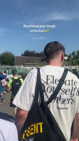 20k steps done in one day explains it all really🤣🤣 #zoo #boyfriendcheck #fyp #PlacesToVisit