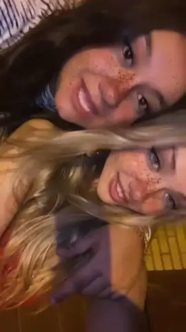 👸🏻👸🏼 @lauraniiemas #greenscreenvideo #parati #fyp #princesasdedisney