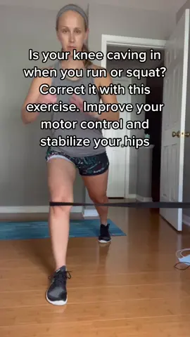 If it caves it when your squat, it probably caves in when you run. #kneepain #kneepainrelief #kneepaintreatment #runnersknee