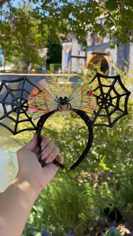 Our exclusive #SpiderWebs #Halloween Mouse Ears headbands is available for presale 🕷 #BoxLunch #BoxLunchGifts #Disney