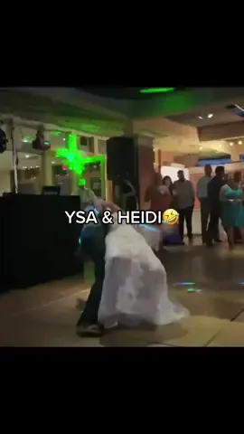 😂