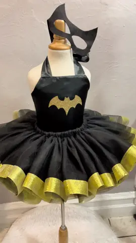 Bat Girl halloween costume! Availabe now! Shop link in bio #etsyshop#fyp#batgirl#kidscostume#halloweencostumes#womenownedbusiness#handmadecostumes#customdesign#tiktokbiz#tiktokbusiness#craftersoftiktok#kidsboutique#batgirlcostume#cricutcreation#cricutprojects#cricut#fypシ#tiktokviral#halloweentutu#kidsfashion