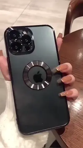 A proteção perfeita e luxuosa para seu iphone em uma só capa! 😍 Frete grátis para todo o Brasil!