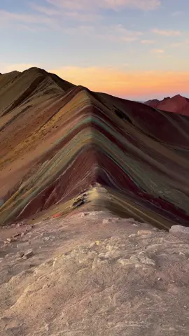 One of my favorite views with no people🤘🏻 #peru #rainbowmountain