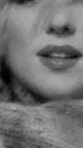 #blackfairy90 @Francesca🎩💖 GRANDI LE DONNE . CHE HANNO DIGNITÀ 🖤🌹#marylinmonroe