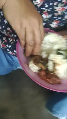 si bunda my istri lagih makan sederhana #fyp #viral