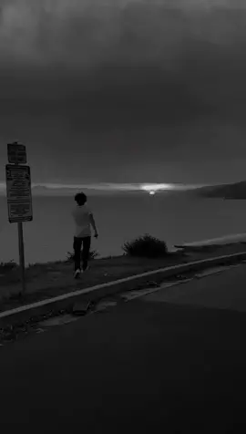 🖤🎧.