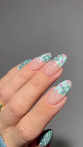 Do your #nails with me 🌸🍃✨#DIY #nailart #nailsartvideos #nailsoftiktok