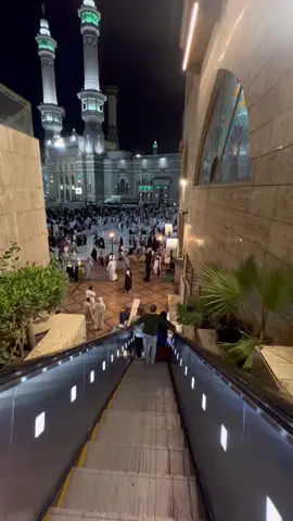 طاب اللقاء وقرّت العينُ وارتوى القلب 🤍 #مكه_المكرمه  #مكة_المكرمة_السعودية  #الكعبه_المشرفه🕋  #الكعبه_وجمالها  #الكعبه_بيت_الله  #الحرم_المكي  #الكعبة_الشريفة
