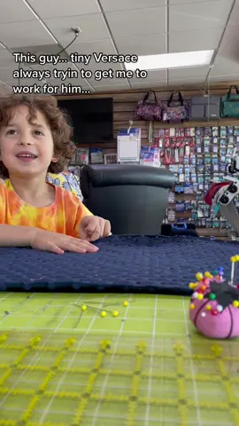 I get paid in ♥️♥️♥️♥️ #versace #sewist #sewingstudio #sewing #sew #sewinginspiration