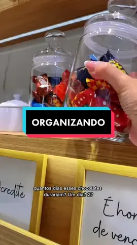 Quanto templo esses chocolates durariam aí na sua casa? #organização #cozinha #decor