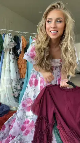 Who’s in? 😘  thanks for the sound @emilymoncusphotography 🥰 #dressup #letsbefriends #inclusivefashion #boutique