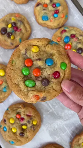 One of my all time favorite cookies #fyp #asmr #cookies #baking #chocolatechipcookies #homemade