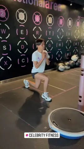 Aku anak sehat💪🏼💪🏼💪🏼😅😂🤣🤣🤣