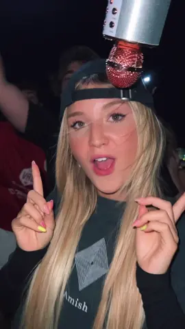 looking for a boy-friend 🕺🏼