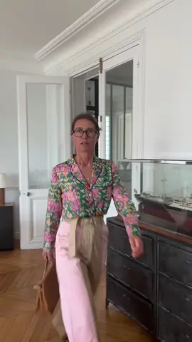 La star et son outfit du jour @Nathalie 👸🏻❤️‍🔥 #outfit #maman #styliste