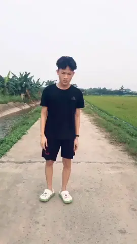 Cái đầu anh là điểm nhấn🙄. Cóa ai nhớ trend này hongg #đodat #xuhuongtiktok #2020 