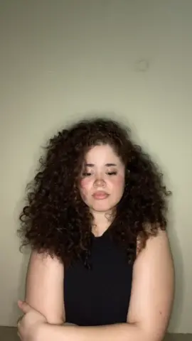 Sometimes lol #twitcht #twitchaffiliate #twitchstreamer #twitchtok #streamersbelike #femalestreamer #girlgamer #femalegamer #curlyhair #longhairdontcare #naturalhair #streaming #livenow