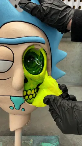 What do you think of the new Rick C-137 paint job? #handmade #sculpture #art