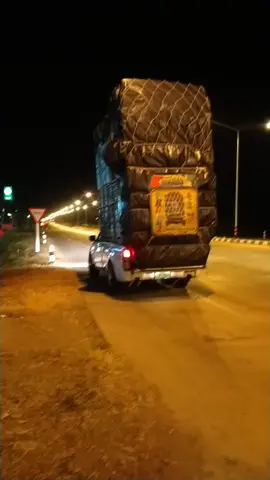 ชีวิตรถคอก มันต้องแบบนี้  กลางคืนต้องทำงาน. จัดว่าสุง ด่วนงาน.  #วัยรุ่นสายด่วน #วัยรุ่นรถล่อง #ฝากติดตามด้วยน่ะครับ