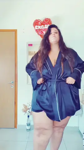 דברו אליי באתגרי ריקוד... יחסית לפעם ראשונה יצא די טוב.. יש לי הרגשה שאני הולכת לחפור עליו @Noa Kirel