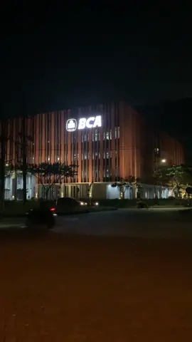 Kerja shift enak gak sih lur? Aku mulai bulan depan wis kenek shift e 🥲 #videomentahan #mentahan #semarang #bca #bankbca #bcabsb #bukitsemarangbaru #bankbcabsb #bankbcasemarang #aesthetic #estetik 